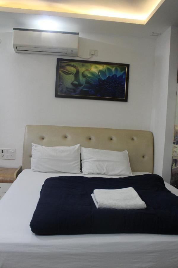 Yes Boss By Backpackers Heaven Right In Centre Of New Delhi Hotel Exterior photo