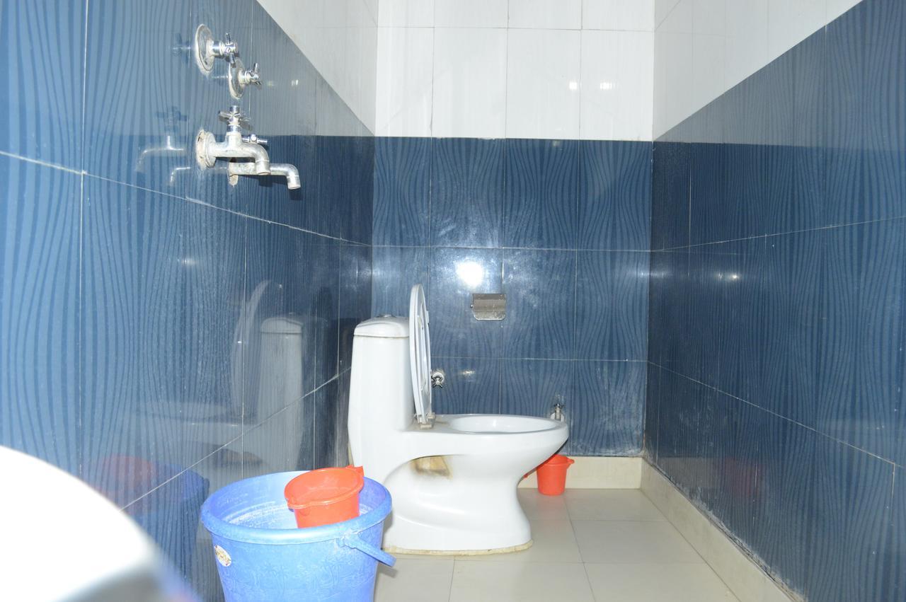 Yes Boss By Backpackers Heaven Right In Centre Of New Delhi Hotel Exterior photo