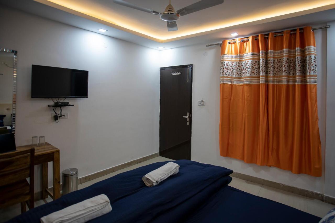Yes Boss By Backpackers Heaven Right In Centre Of New Delhi Hotel Exterior photo